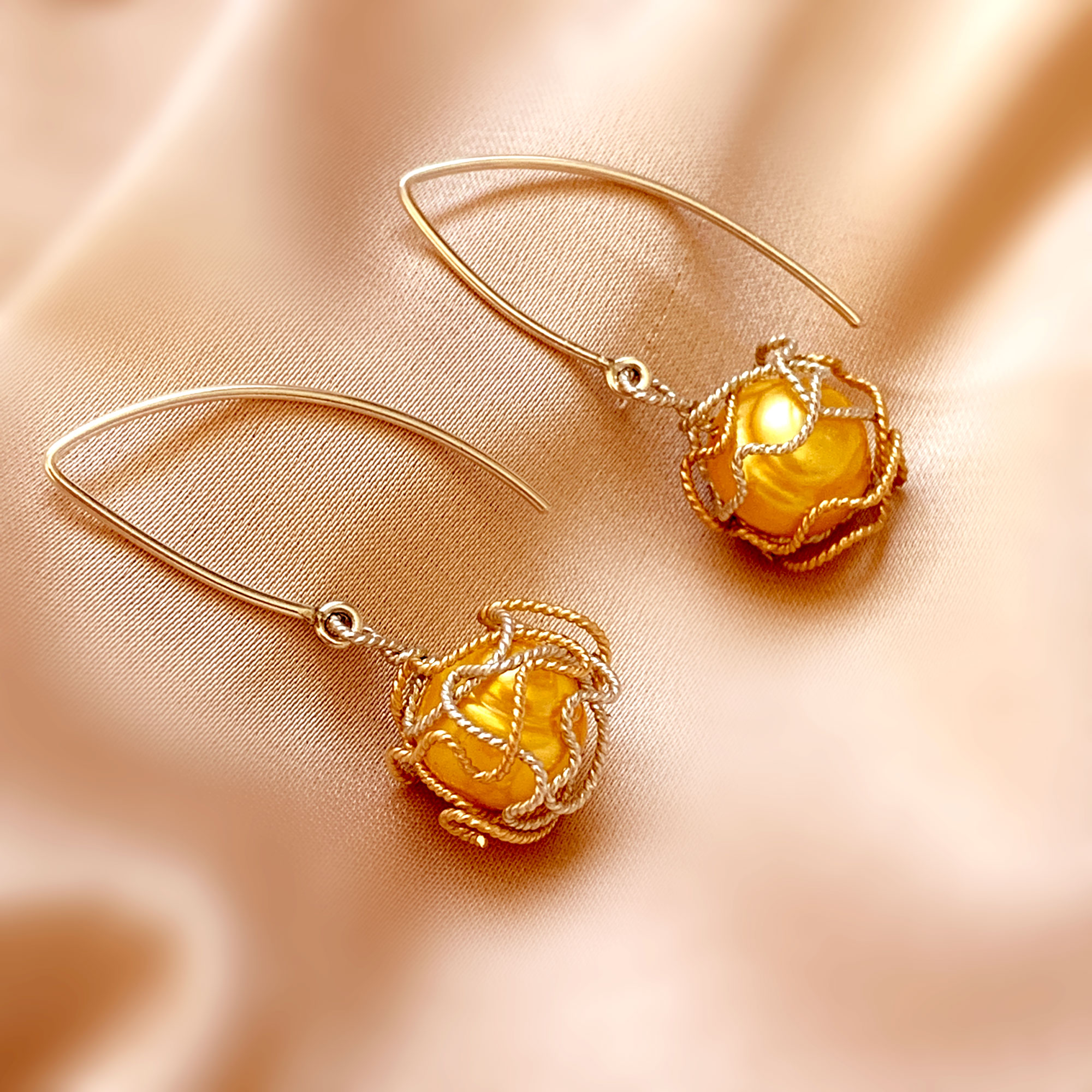 'Elegant' 'Golden Touch' Earrings